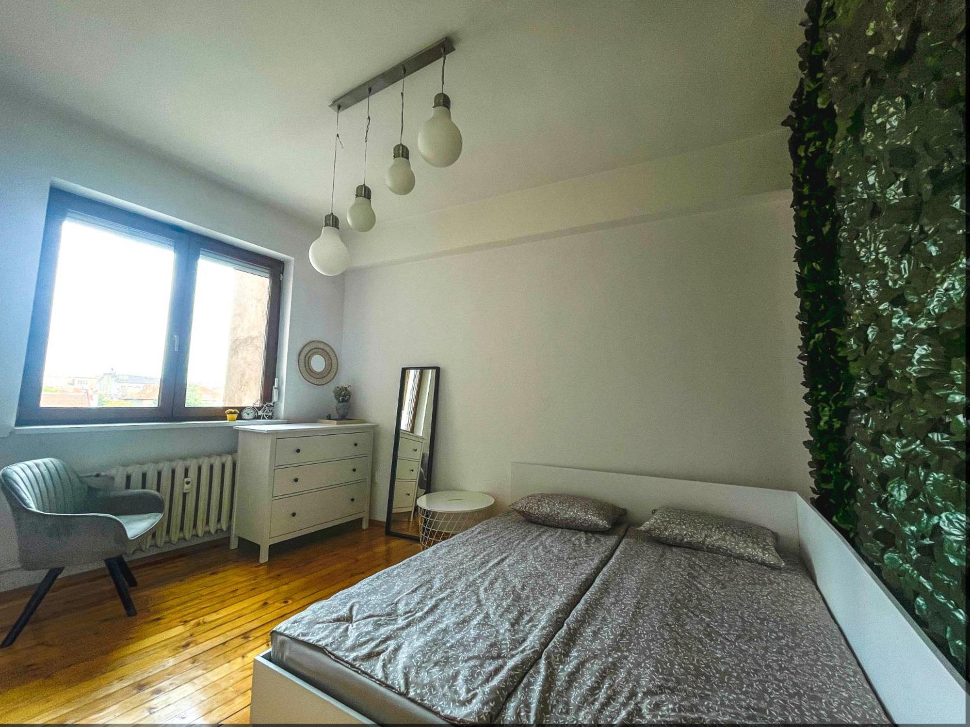 Appartement Spacious Flat On Sofia's Main Street *