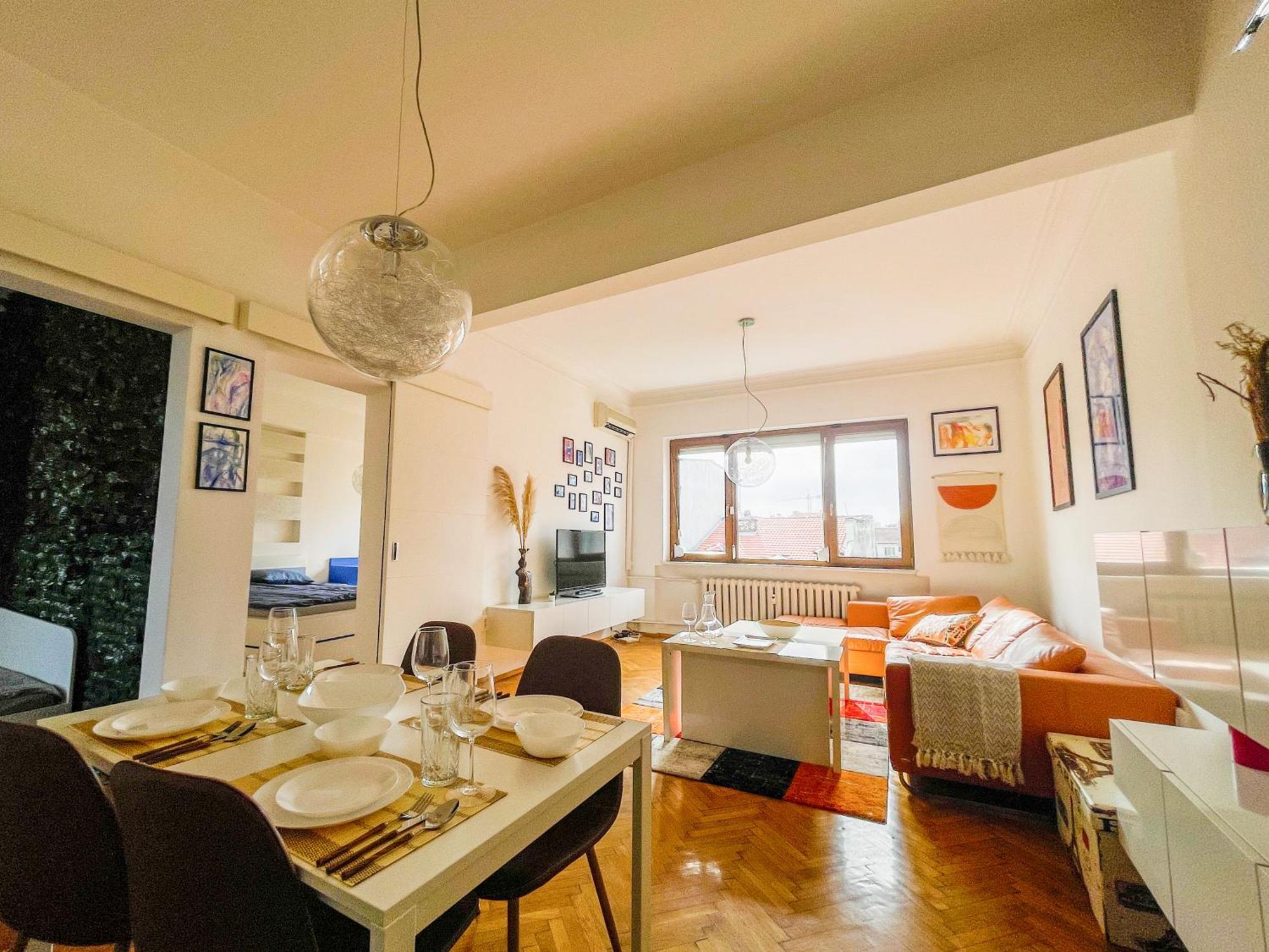 Spacious Flat On Sofia's Main Street Appartement *